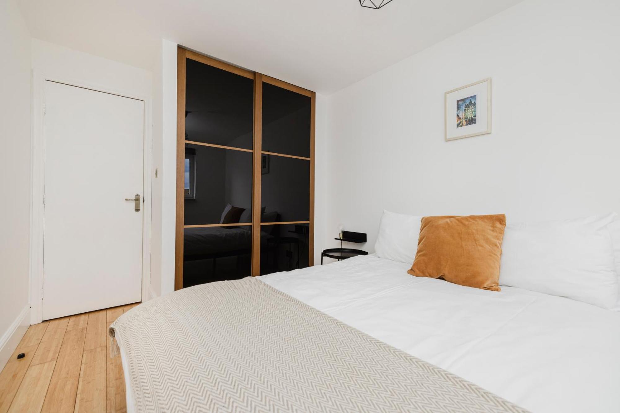 Apartamento Joivy Welcoming Flat Near Park Edimburgo Exterior foto